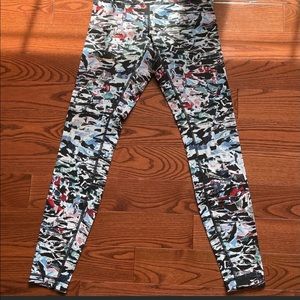 Lululemon align size 6 25” length